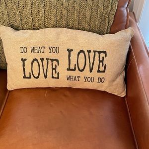 Decorative pillow